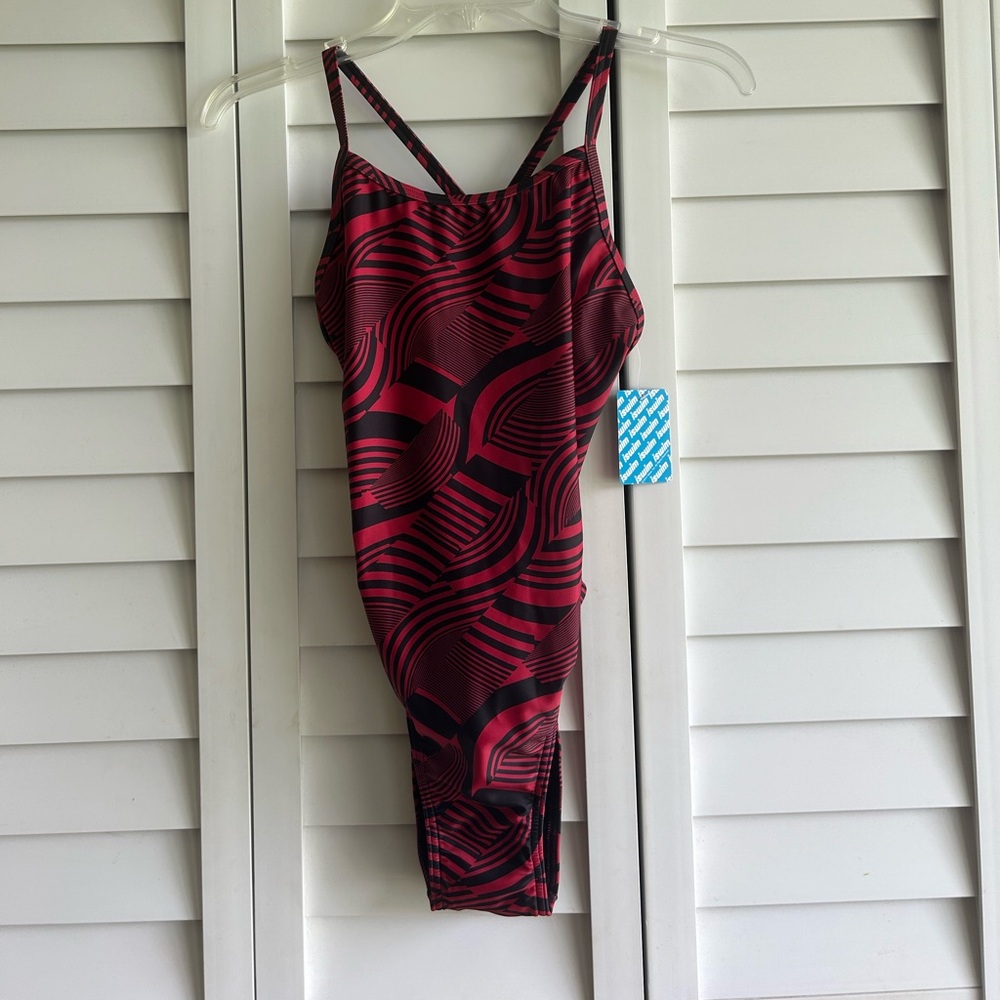 NWT Women’s Iswim swimsuit